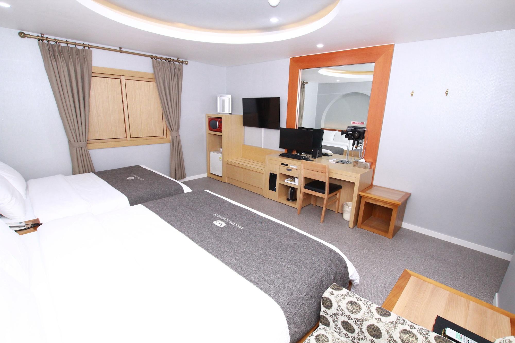 Amour Hotel Suwon Exterior foto