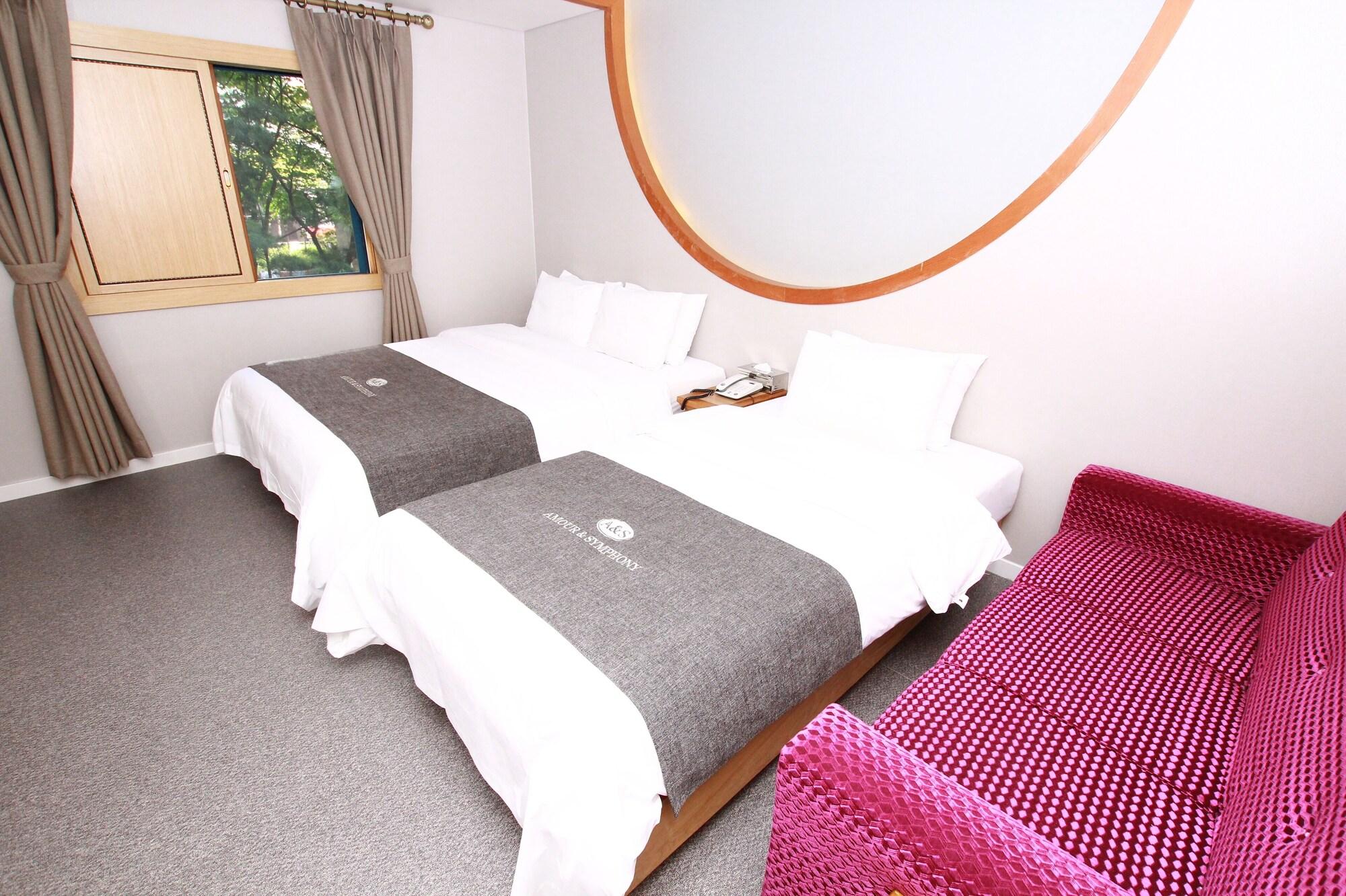 Amour Hotel Suwon Exterior foto