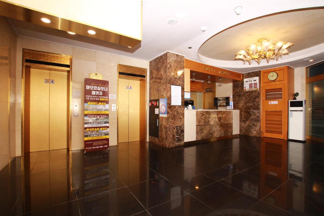 Amour Hotel Suwon Exterior foto